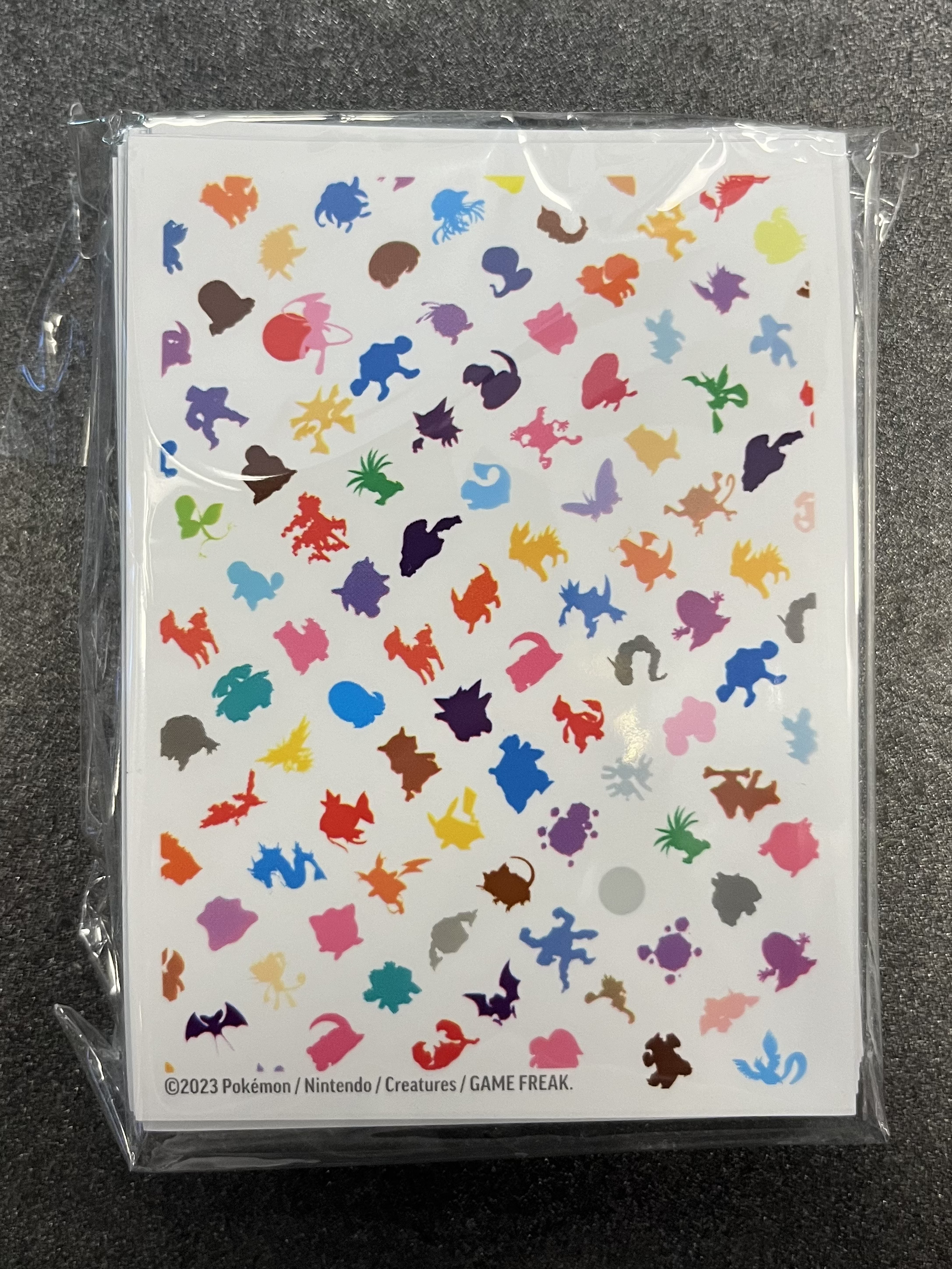 [60] Confezione 65 Sleeves ETB 151