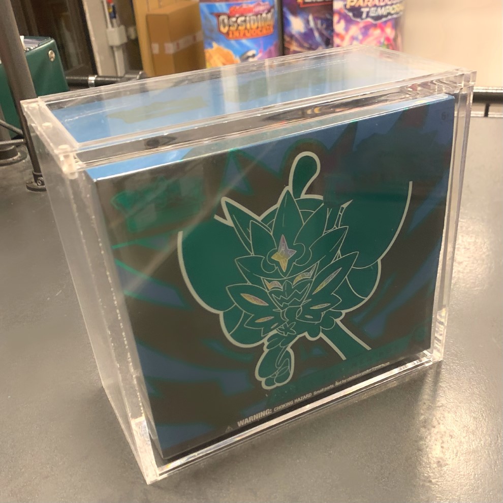 S&V Twilight Masquerade ENG - Elite Trainer Box + Case in Plexyglass Cards Collection